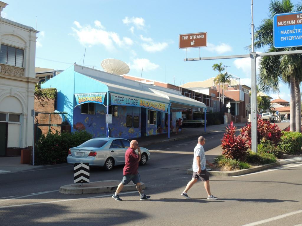 Reef Lodge Backpackers Таунсвил Екстериор снимка