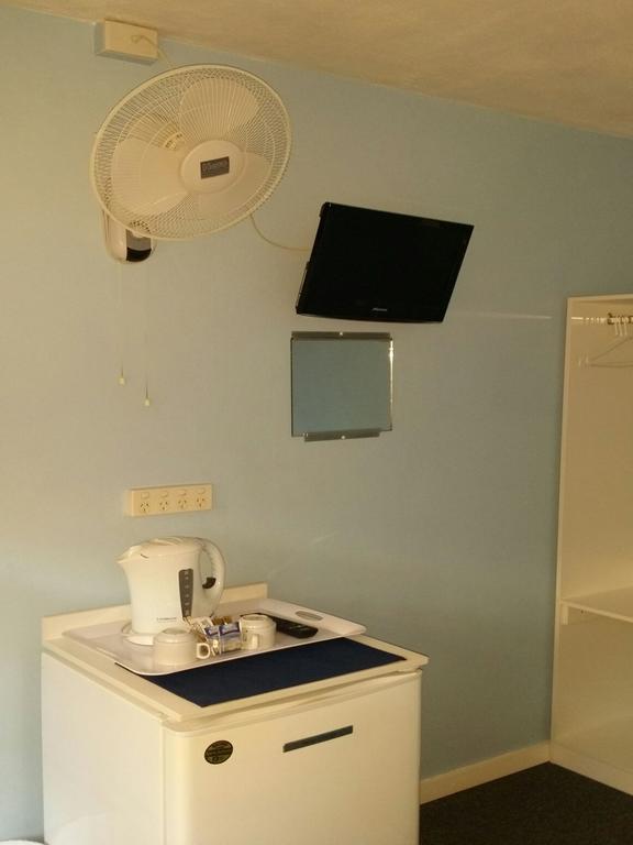 Reef Lodge Backpackers Таунсвил Екстериор снимка