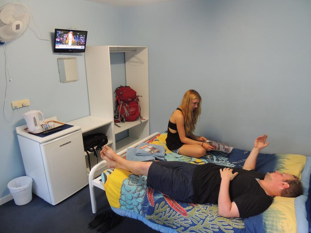 Reef Lodge Backpackers Таунсвил Екстериор снимка