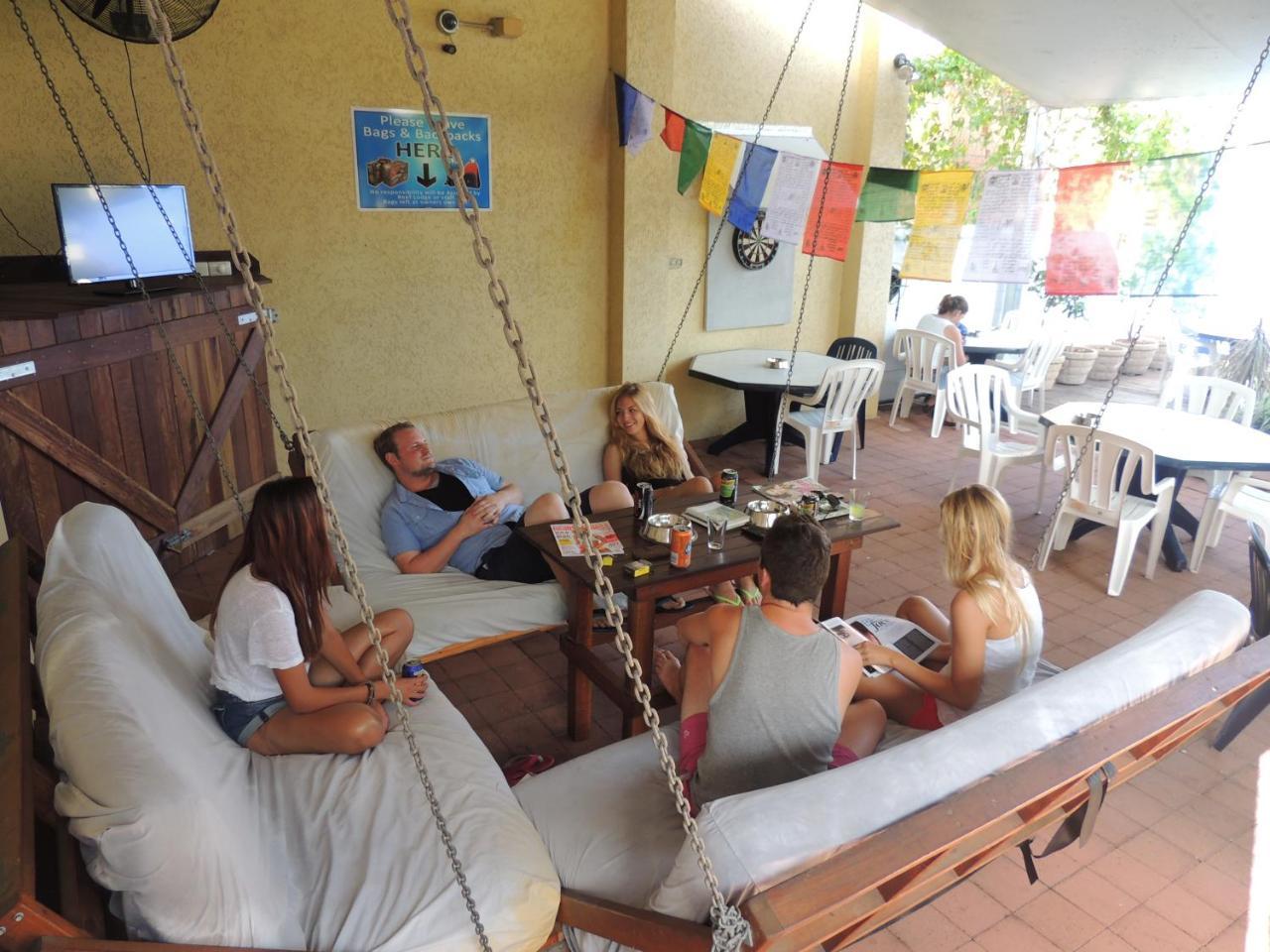 Reef Lodge Backpackers Таунсвил Екстериор снимка